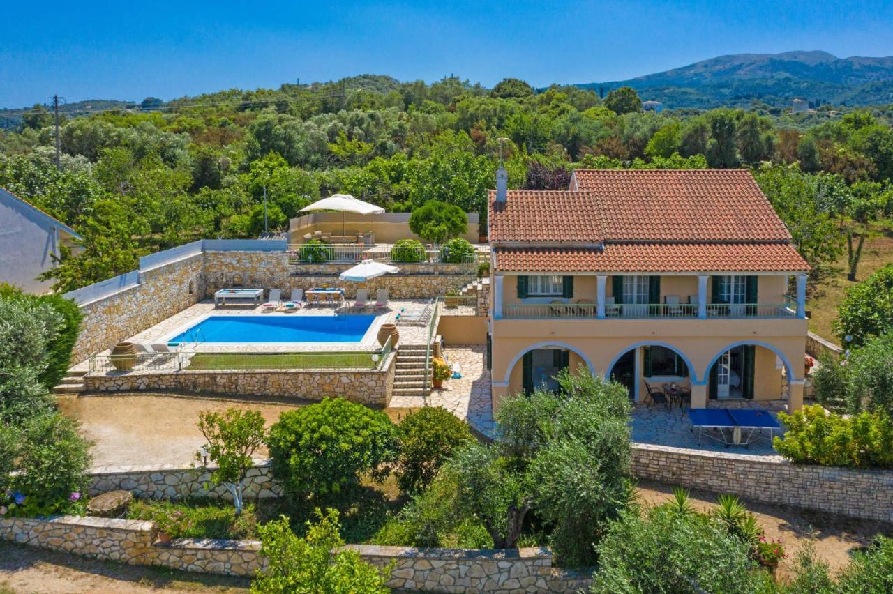 Villa Ftelias By Villa Plus Agios Stefanos  ภายนอก รูปภาพ