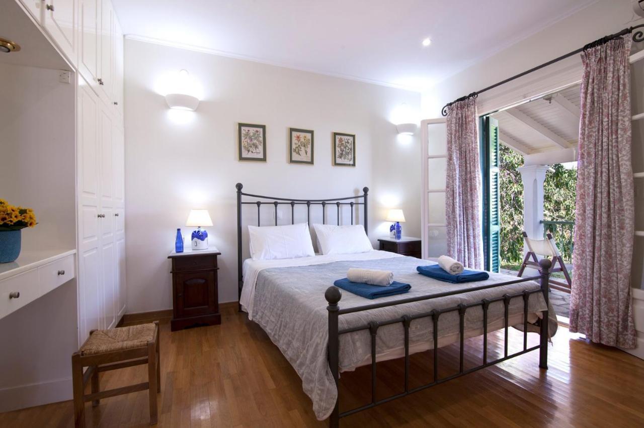 Villa Ftelias By Villa Plus Agios Stefanos  ภายนอก รูปภาพ