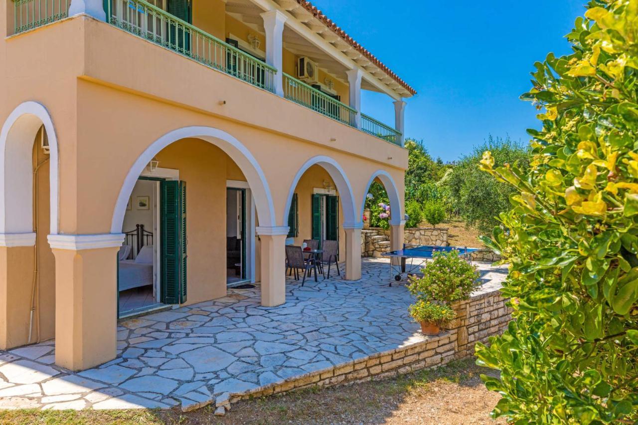 Villa Ftelias By Villa Plus Agios Stefanos  ภายนอก รูปภาพ